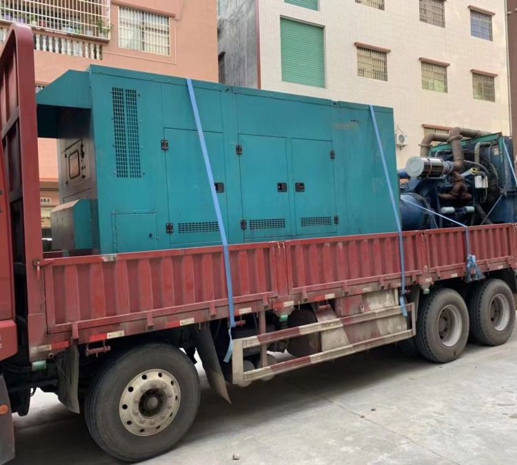 东川如何在不同负载率下确保 400KW 柴油发电机组的正常运行？